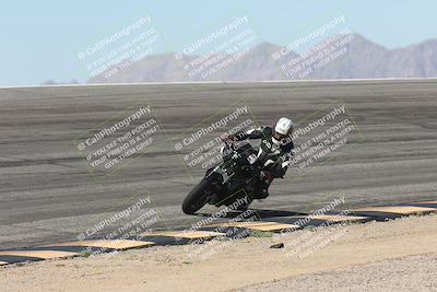 media/Oct-13-2025-Moto Forza (Mon) [[a66d839500]]/3-B Group/Session 2 (Bowl)/